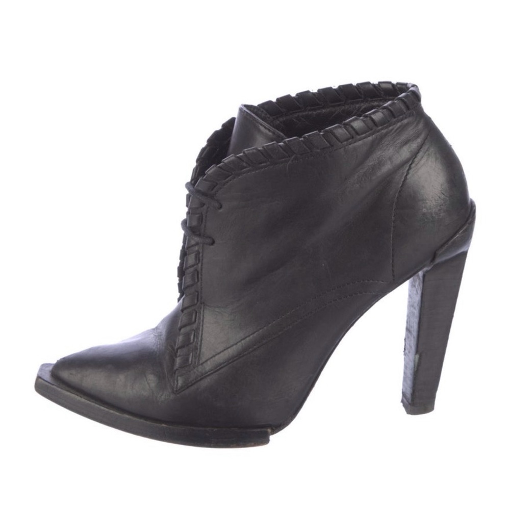 Alexander Wang Sofi lace-up leather ankle boot size 7